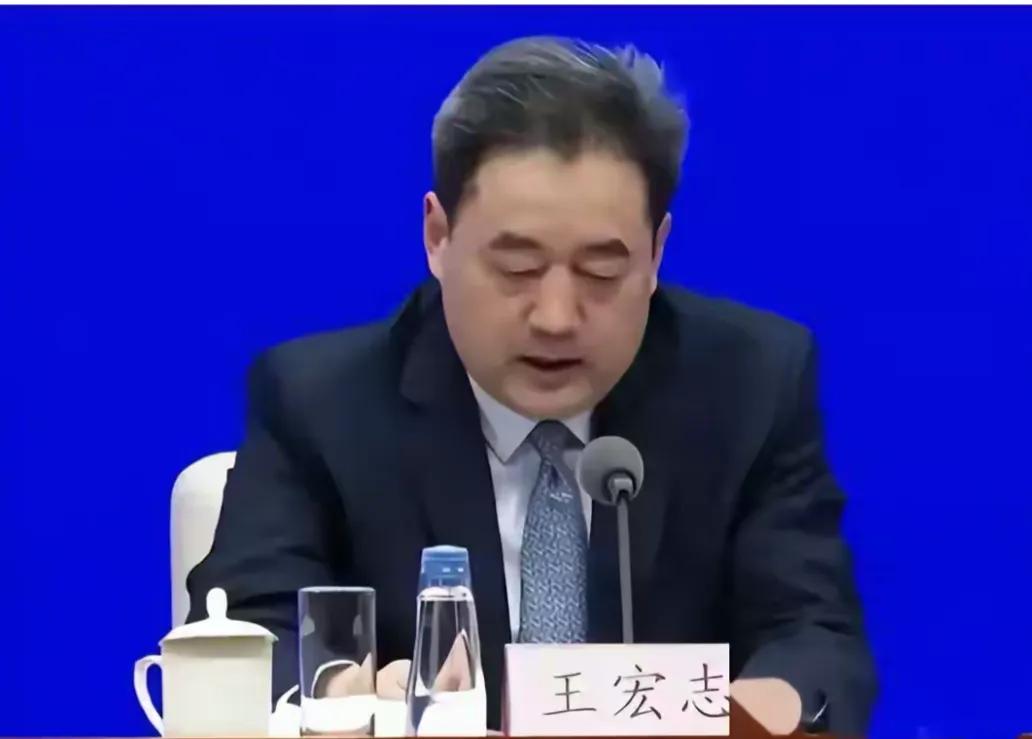 #国企改革三大动作，释放了什么信号# 

近期，国企的改革动作频频，传递出一系列