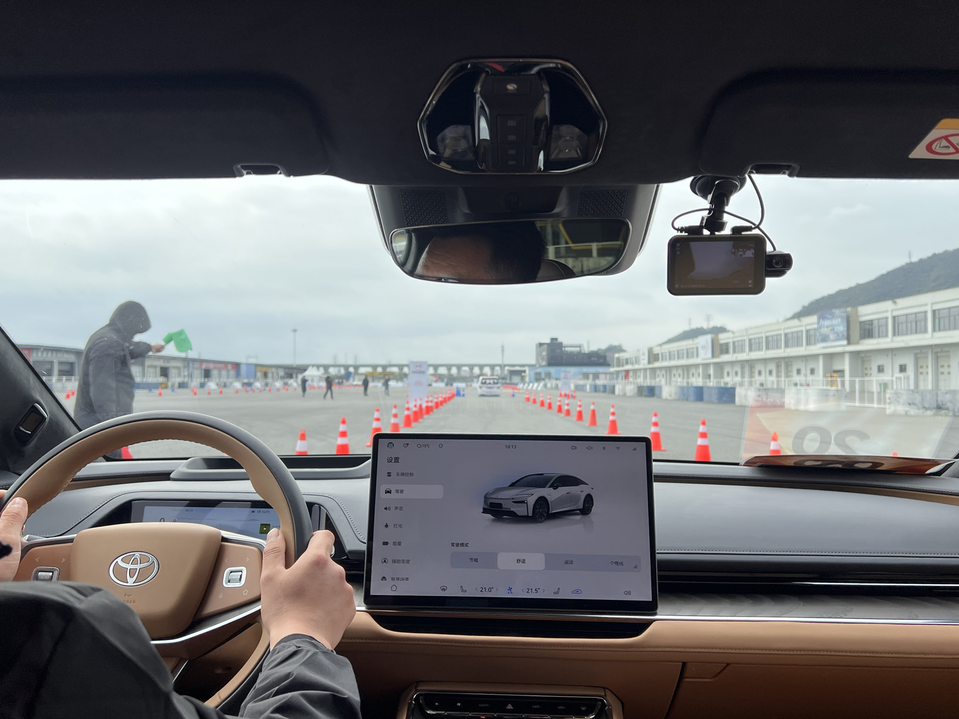 【媒体首测丰田铂智7动态表现 】大家对车的审视角度，早已从单纯的纸面参数趋向于实