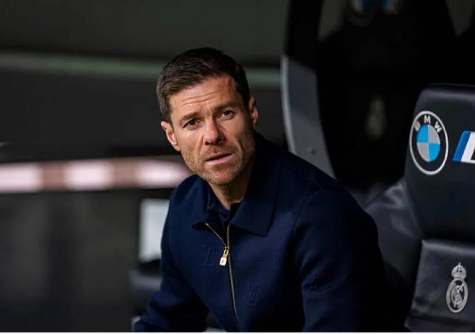 皇马0比2塞尔塔  【世界报：若没赢曼城阿隆索将下课；皇马想请克洛普或齐达内】据