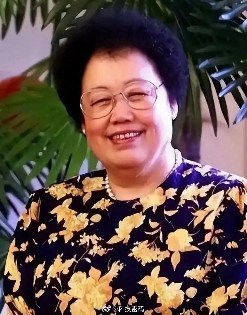 陈丽华逝世富华国际集团4月7日发布讣告：富华国际集团荣誉主席、中国紫檀博物馆馆长