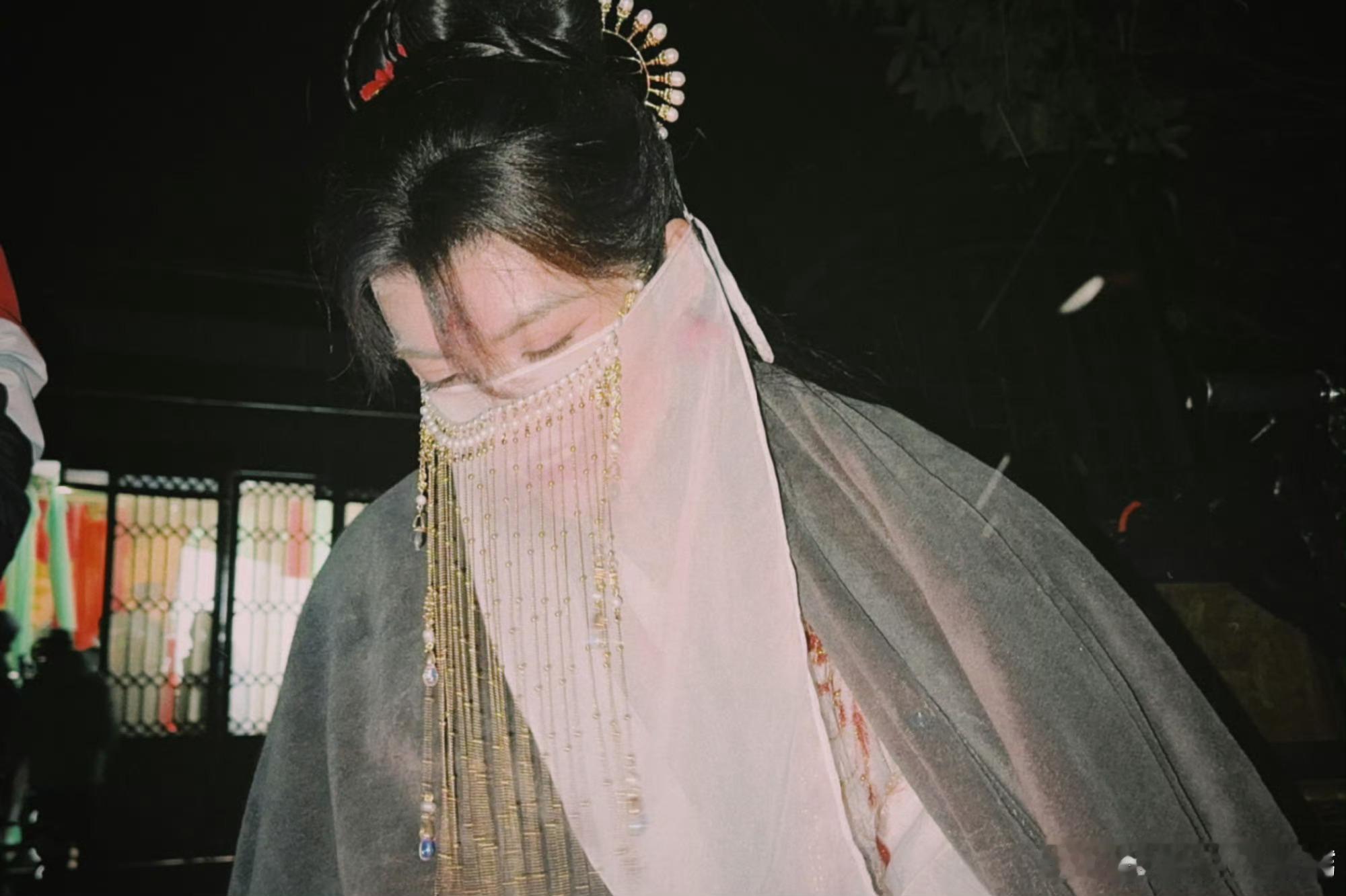 金昭玉醉有效出圈男主双面人设切换自如，女主反杀看得人直呼过瘾，各种出圈的名场面让