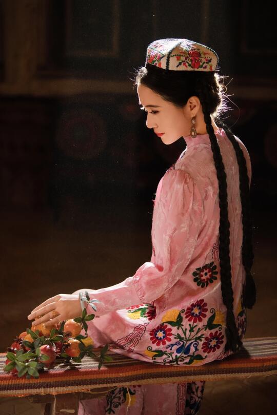 喀什旅拍｜看，她在发光哎