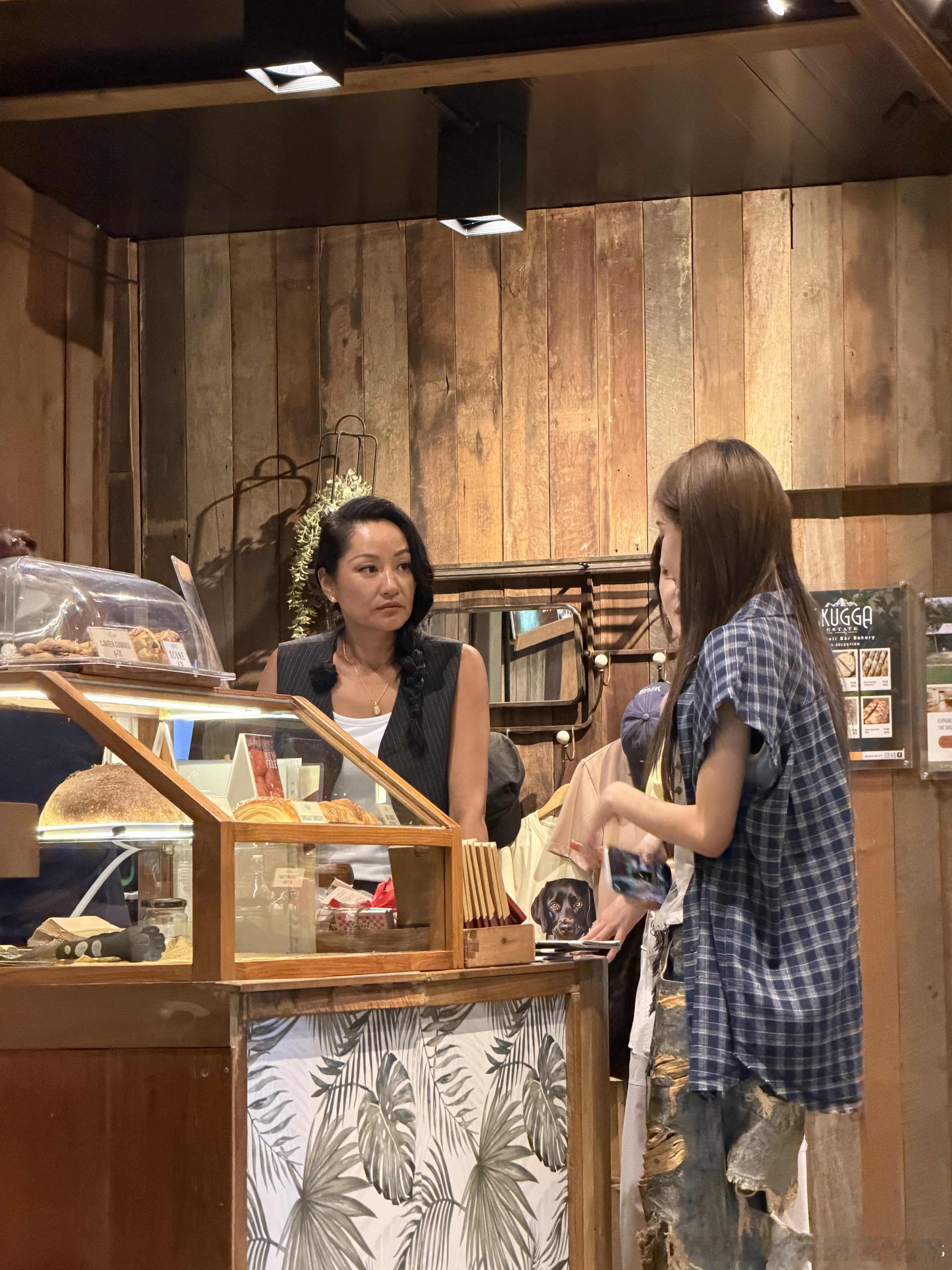 瞿颖完全不吃压力之人瞿颖你有点过于接地气了 瞿颖的通透感绝了！完全不被压力裹挟，