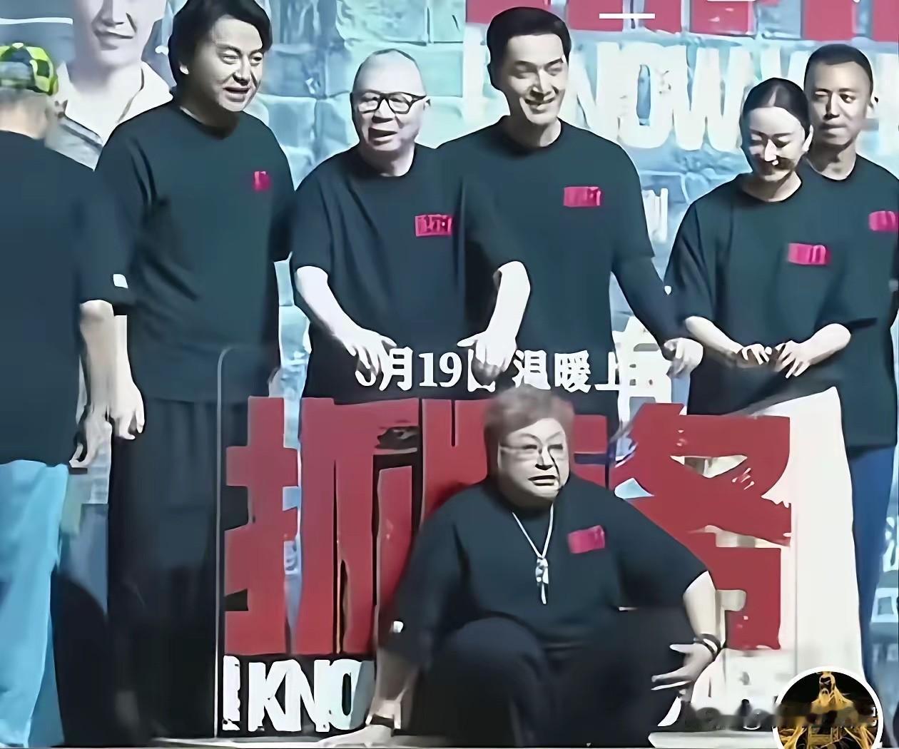 人说错话是很难免的，不明白为什么很多人揪住人家不放。