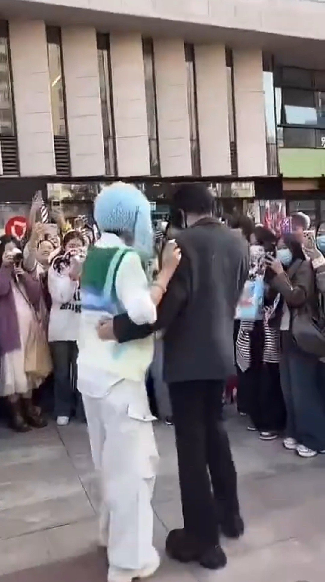 栩我渝生粉丝cos  真的不管正主亖活吗