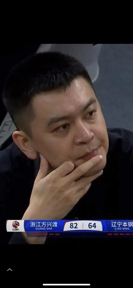 好多球迷们说辽宁本钢男篮的前任主教练杨鸣会来新疆飞虎男篮执教？可能吗？

   