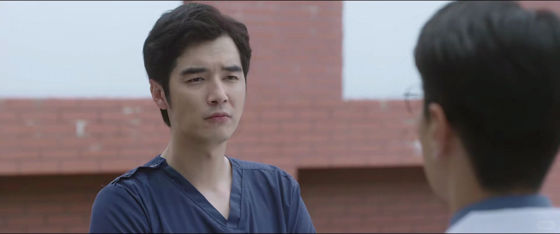 看韩笑被开除，才懂周筱风为何公报私仇林逸