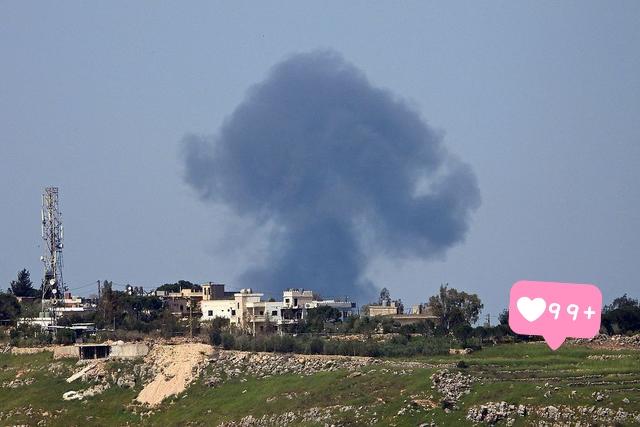 △当地时间4月26日，黎巴嫩南部遭以色列空袭后升起浓烟，黎巴嫩卫生部表示，以色列