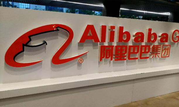 2013年，百度出价6亿美元，想买下高德。马云给高德老板打去电话“无论别人出多少