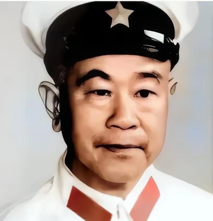 1973年，女知青黄丽萍携农村丈夫回宁波父母家，一进门，丈夫看到墙上挂着的照片大
