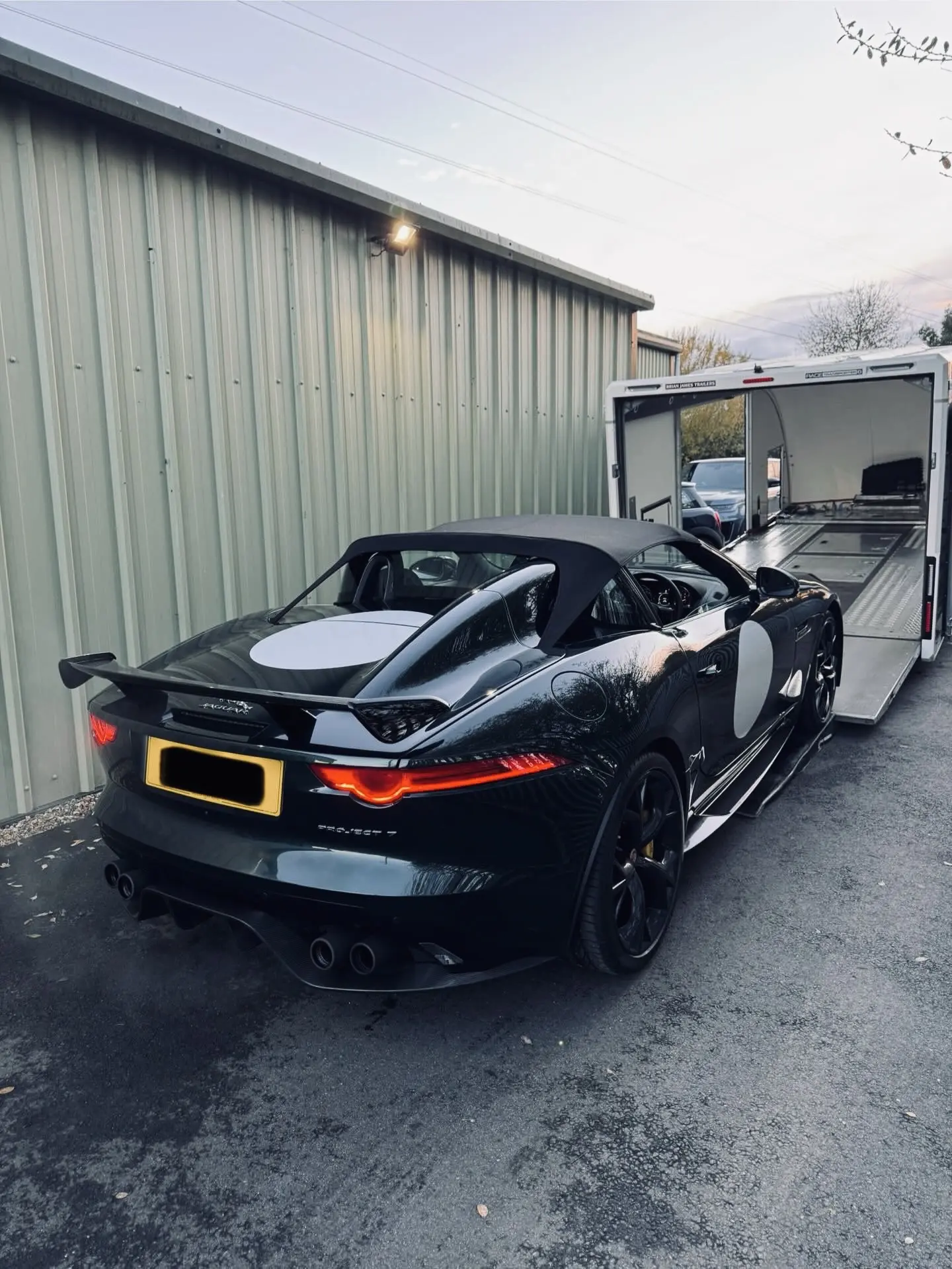 捷豹限量顶级跑车，Project7。