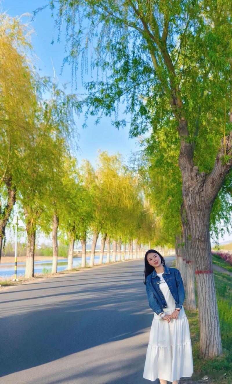 不是不想谈恋爱，是真的怕了
 
不是不想谈恋爱，是怕重蹈覆辙，怕满心欢喜换来一场