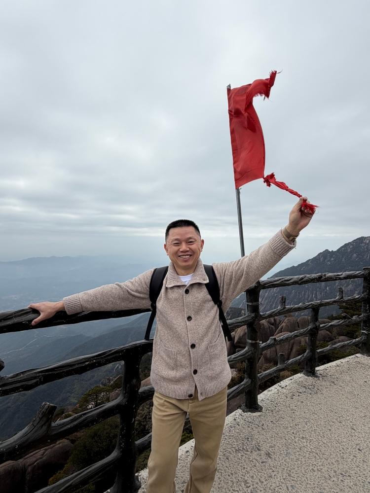 6月已经完美结束，7月又是新的开始。

 做业务，虽然每天的工作内容也许是重复的
