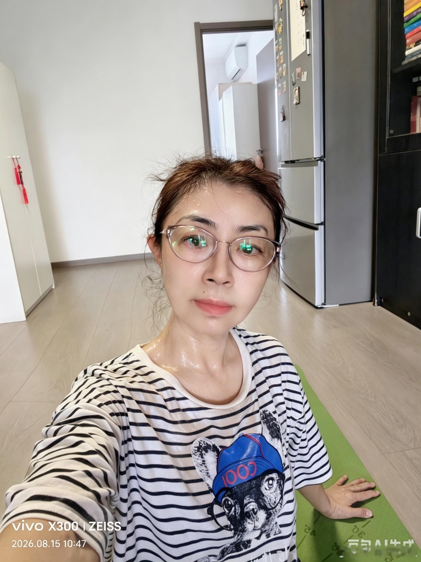 从延吉回来，没有耽误芭蕾课和普拉提练习。昨天上午自己在家练习了普拉提，下午去上芭