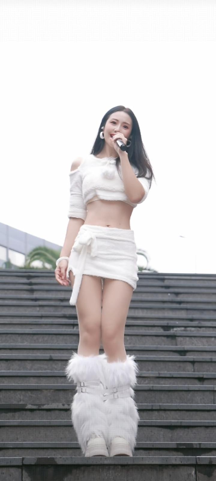 冬日生活打卡季23. 从相识到相恋，从相恋到相守，我们一起走过了许多难忘的时光。