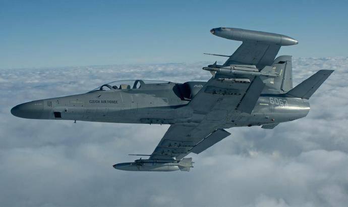 每天认识一件兵器 捷克L-159 ALCA教练/攻击机L-159 ALCA是捷克