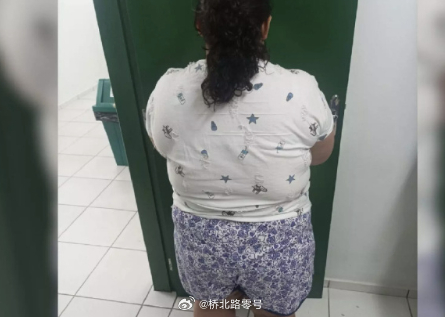巴西37岁女子假扮12岁女童骗收养：叼奶瓶抱毛毯装嫩，被捕前至少作案7次。6月3