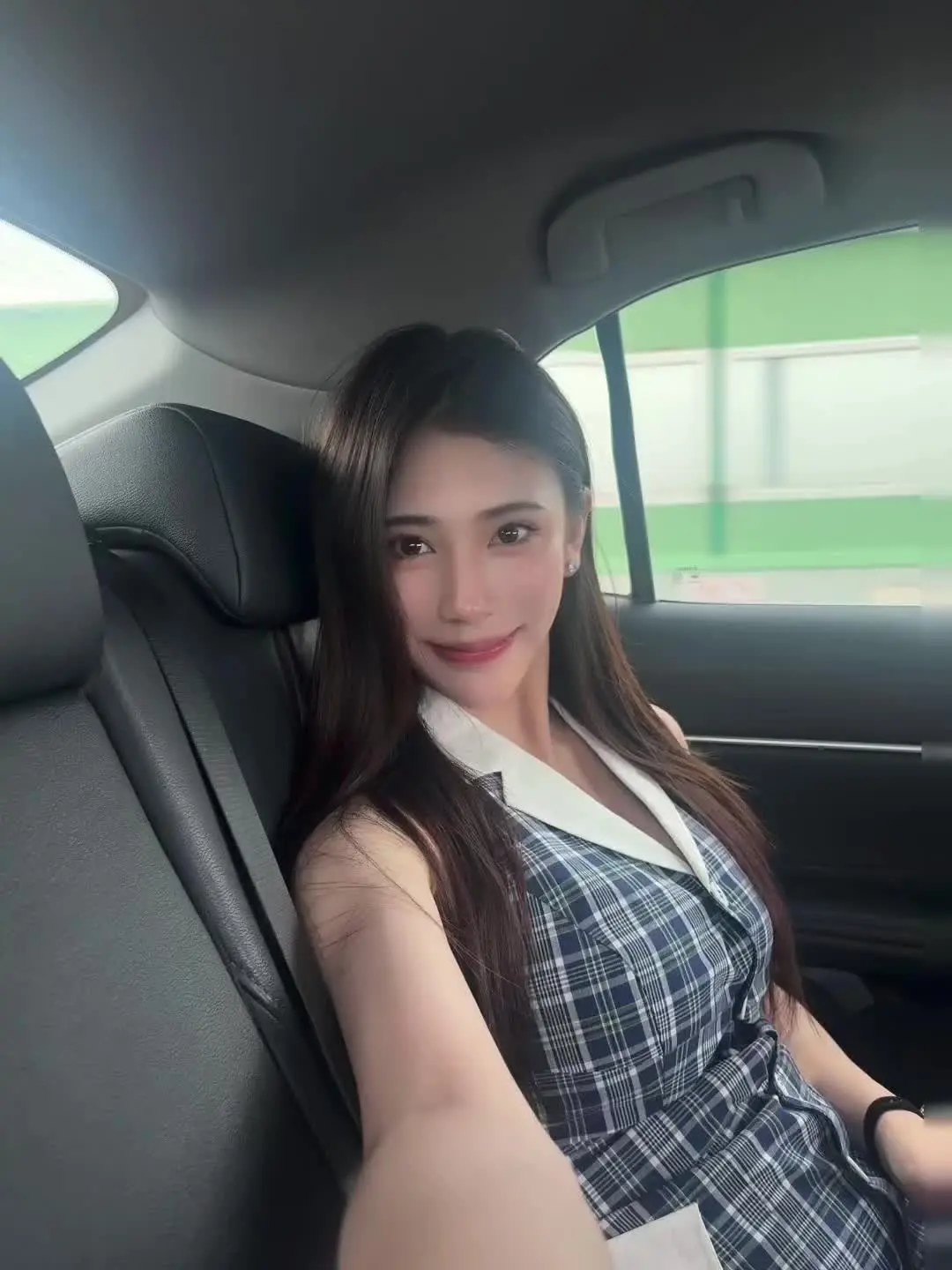 我始终觉得被别人记录是一件幸福的事情