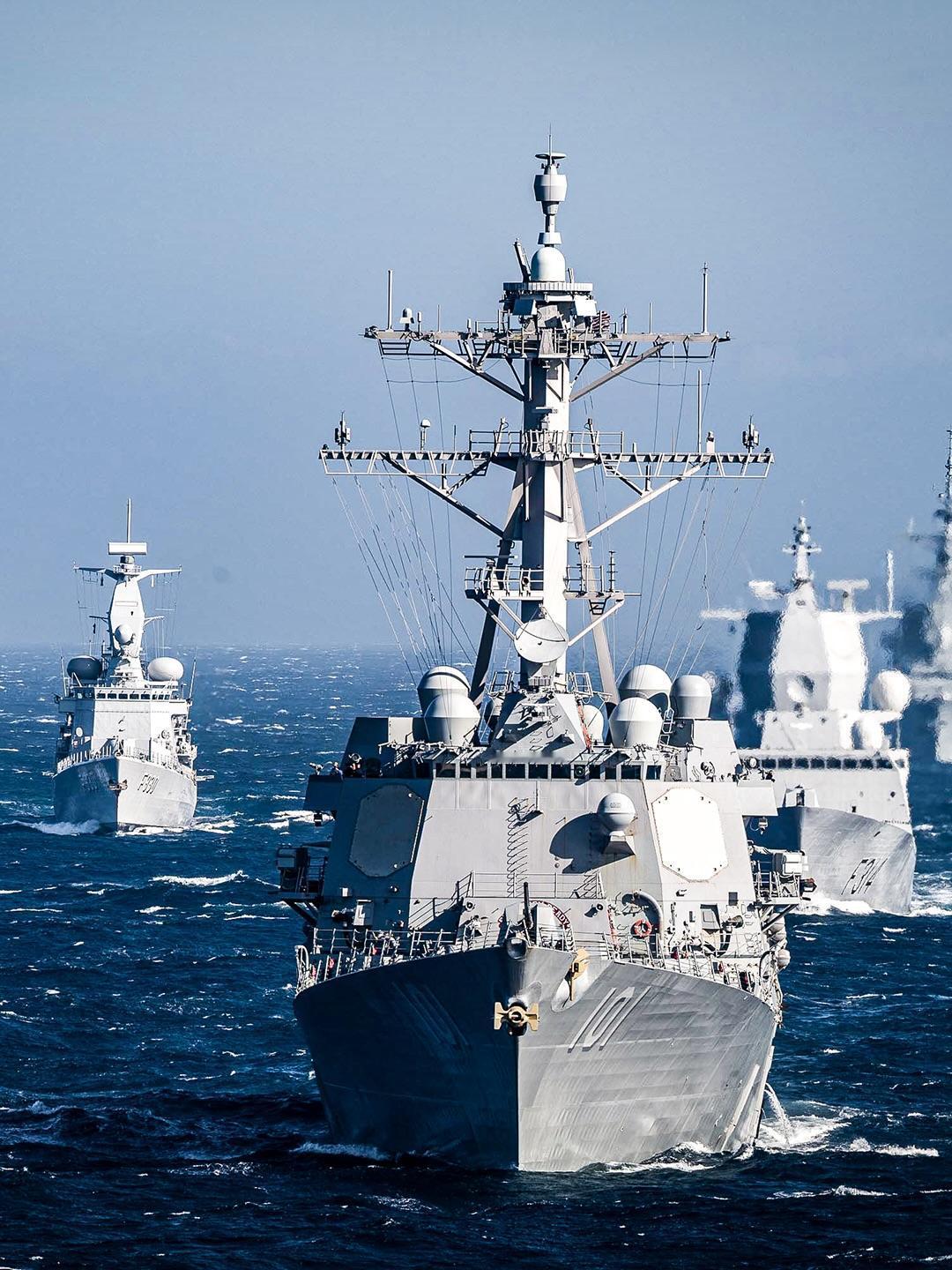 特朗普称普京害怕美国及其第一任期重建的武装力量。
特朗普于2026年3月17日在