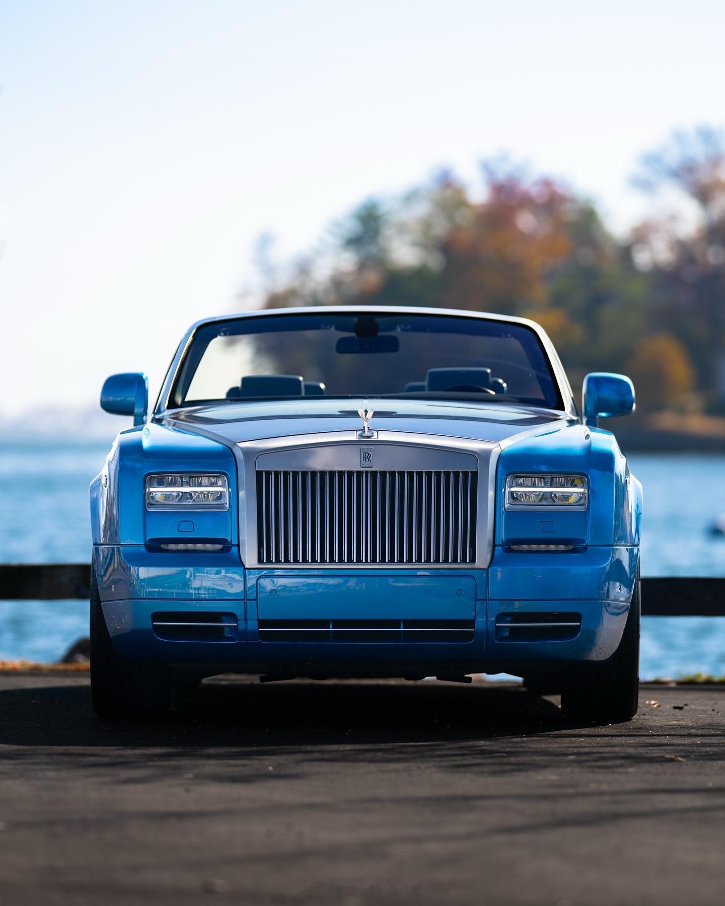 Rolls Royce Phantom Drophead Coupe 