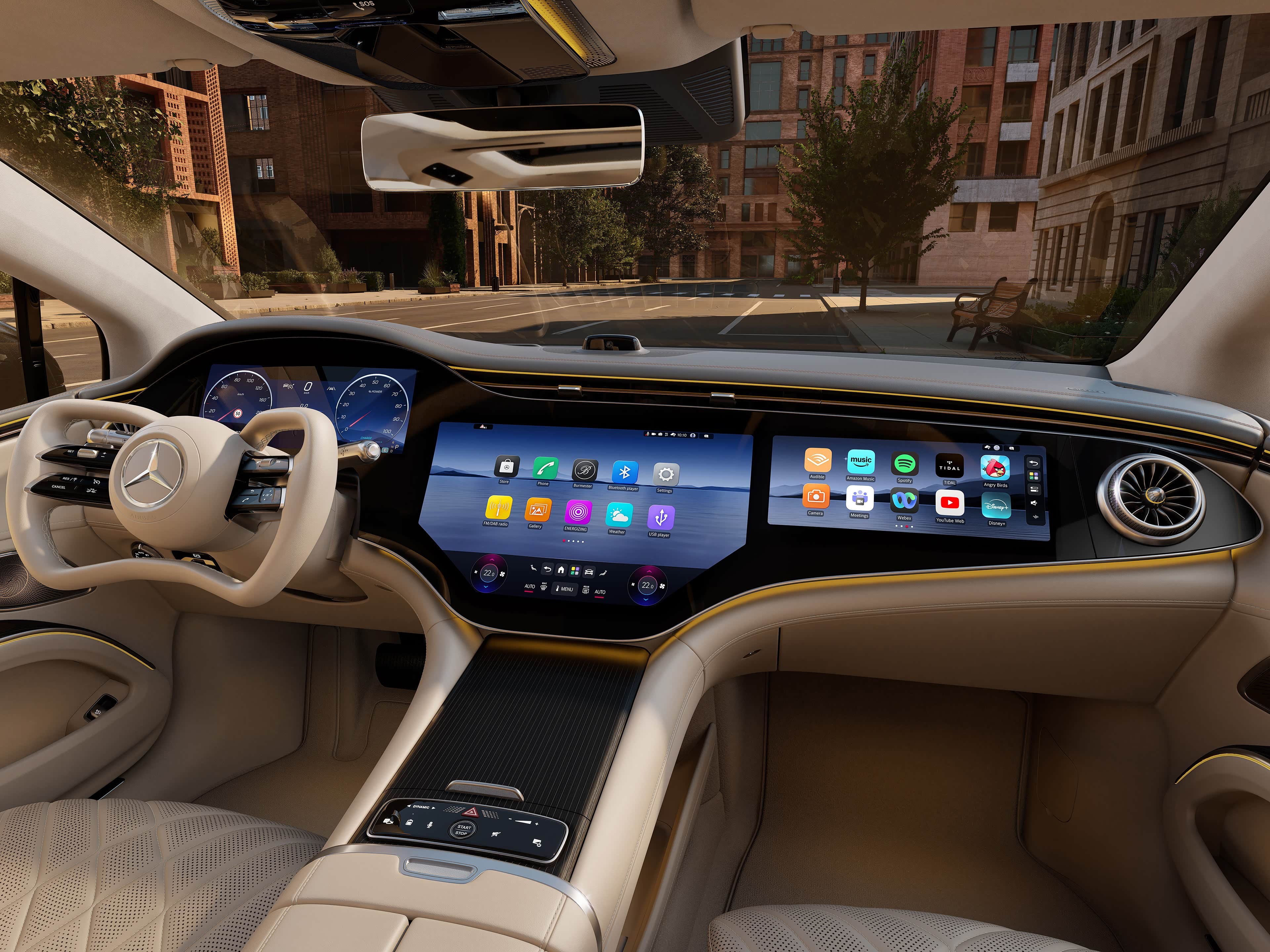 新款奔驰EQS也要上线控转向了，感受一下奔驰的半幅方向盘很有设计感，之前奔驰是蜻