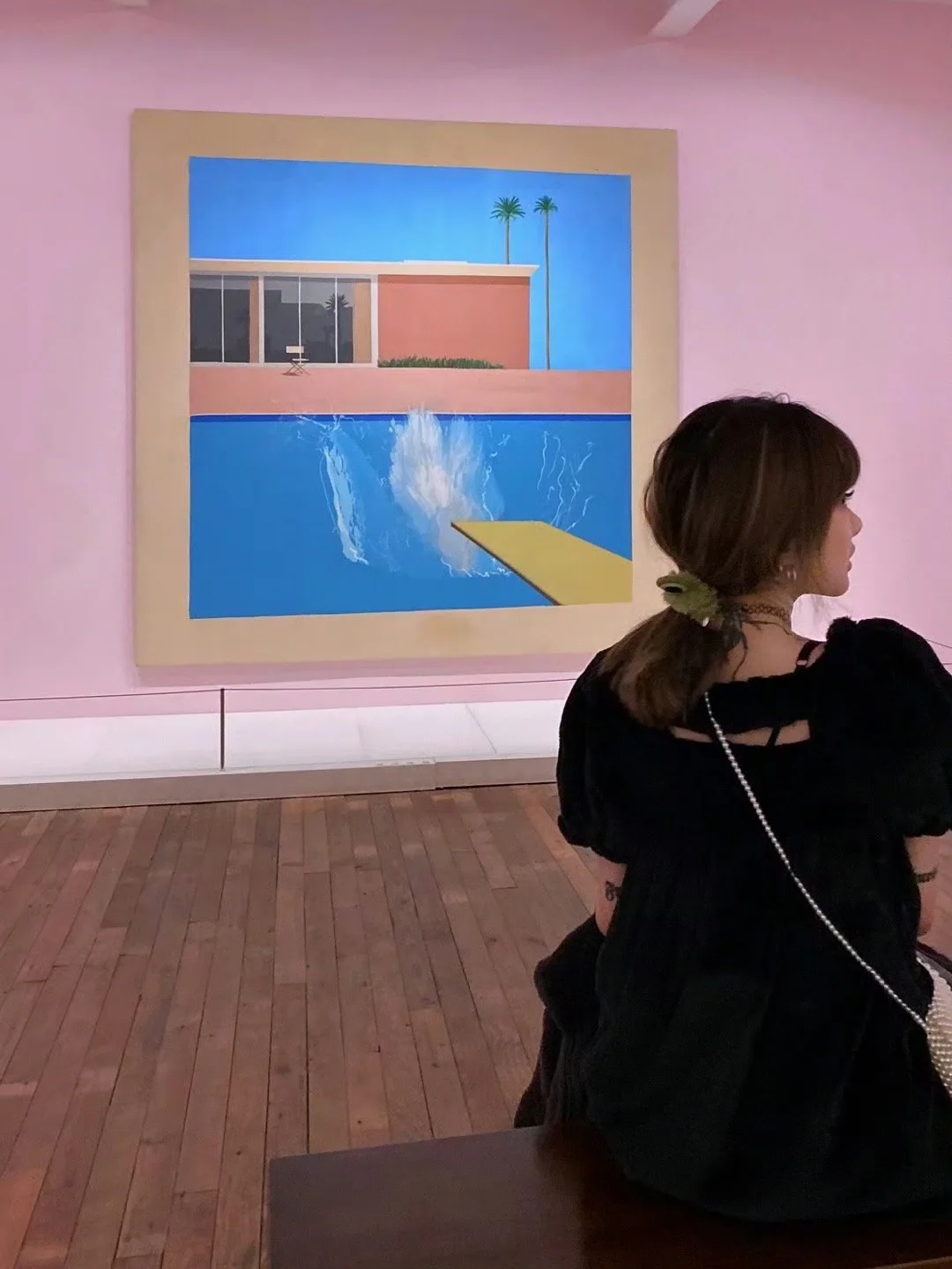 还记得七年前看了大水花展后 就彻底爱上了DavidHockney的画 ...