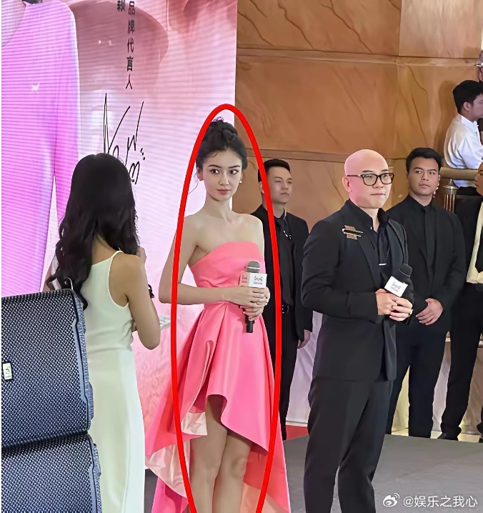 救命！真是不懂黄晓明了！这么好看的女人他还选择离婚！  ​​​