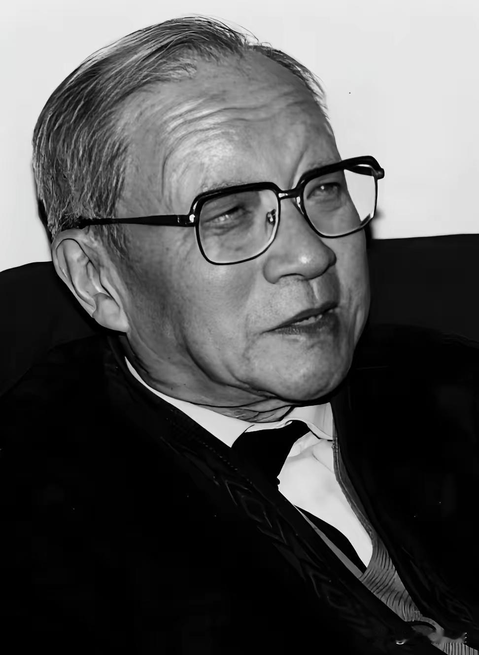 曾经的中国，在光学领域那真是“一穷二白”，连一台像样的光学仪器都造不出来。但有这