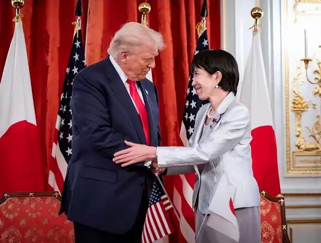 日本大选结果出炉后，
特朗普和高市早苗在社交平台上眉飞色舞，高市早苗的一句话暴露
