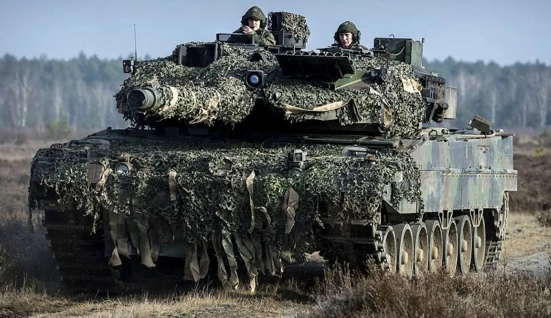 乌克兰要求德国将豹2坦克的供应增加两倍 在乌克兰，他们认为西方应该赔偿乌克兰武装