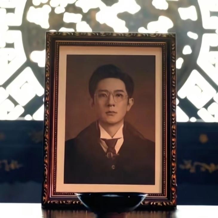 本来还在悲伤九门里解九的结局，一下子被季肖冰老师的回复还有发文打破了，我一直在哭