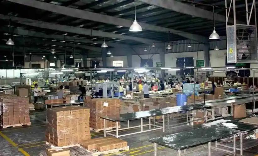 考察了某行业的浙江生产基地，多年前作为行业聚集的生产制造龙头，现在却出现明显的萧