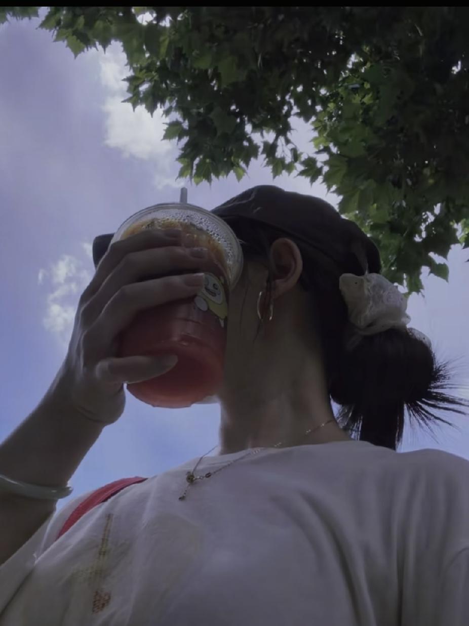 什么样的人命好？
有人说：长相好，学习好，工作好，对象好，家境好， 能挣很多钱，