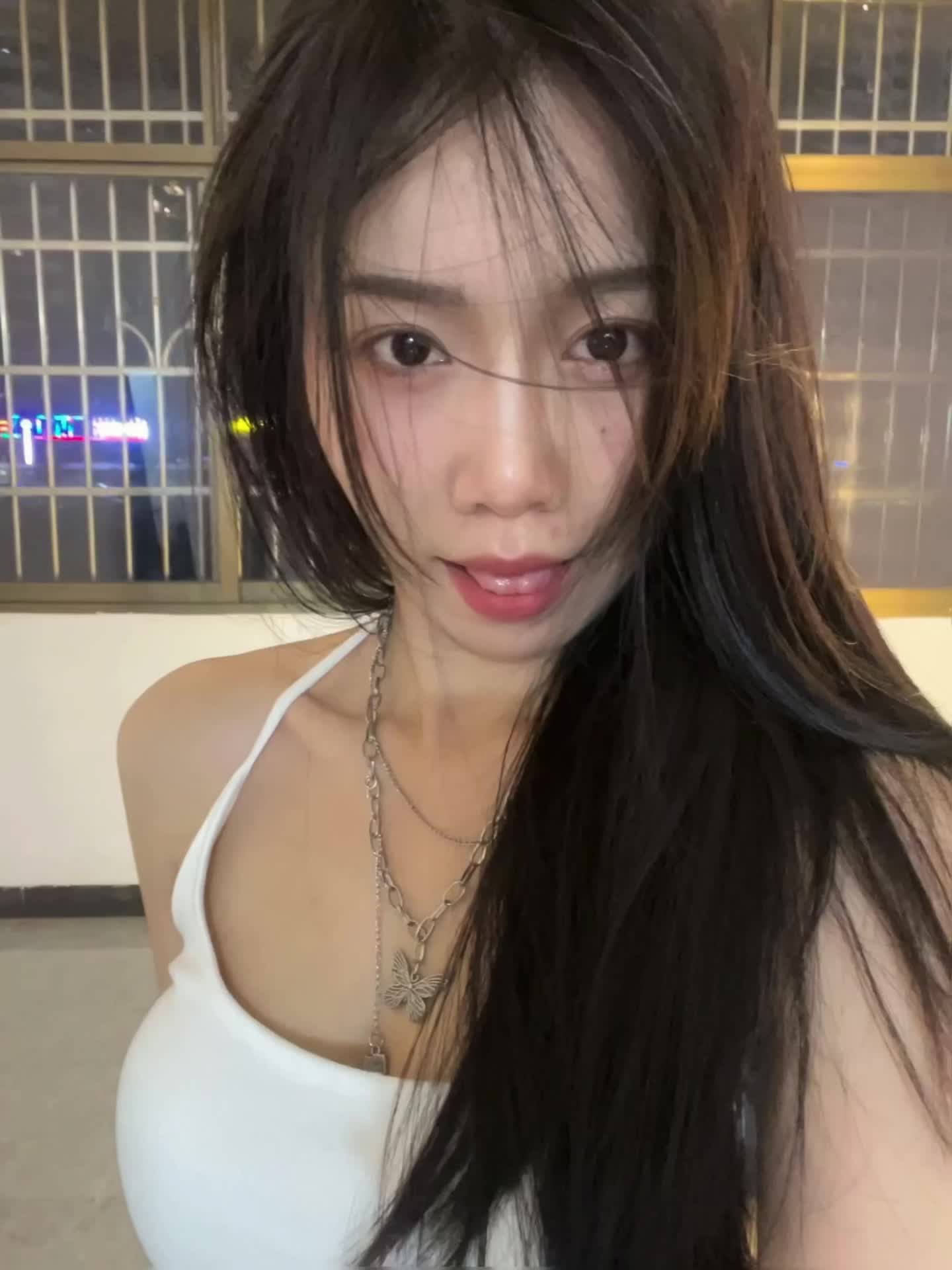 天气升温了 你对我怎么还是冷冷的
