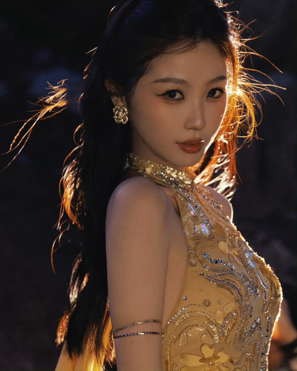 我家爱豆说啥了 “掉下一个名次不是退步 停下脚步才是退步”           