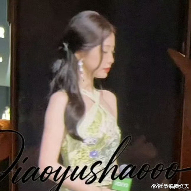 虞书欣说前几天在配音灿如繁星虞书欣前几天在配音灿如繁星 虞书欣前几天在配音灿如繁