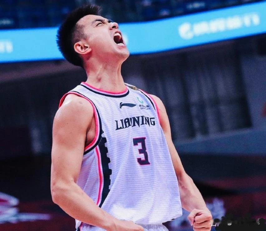 广东今晚在客场以110：94战胜辽宁，终于不是8打5了：
1.本场终于不是8打5