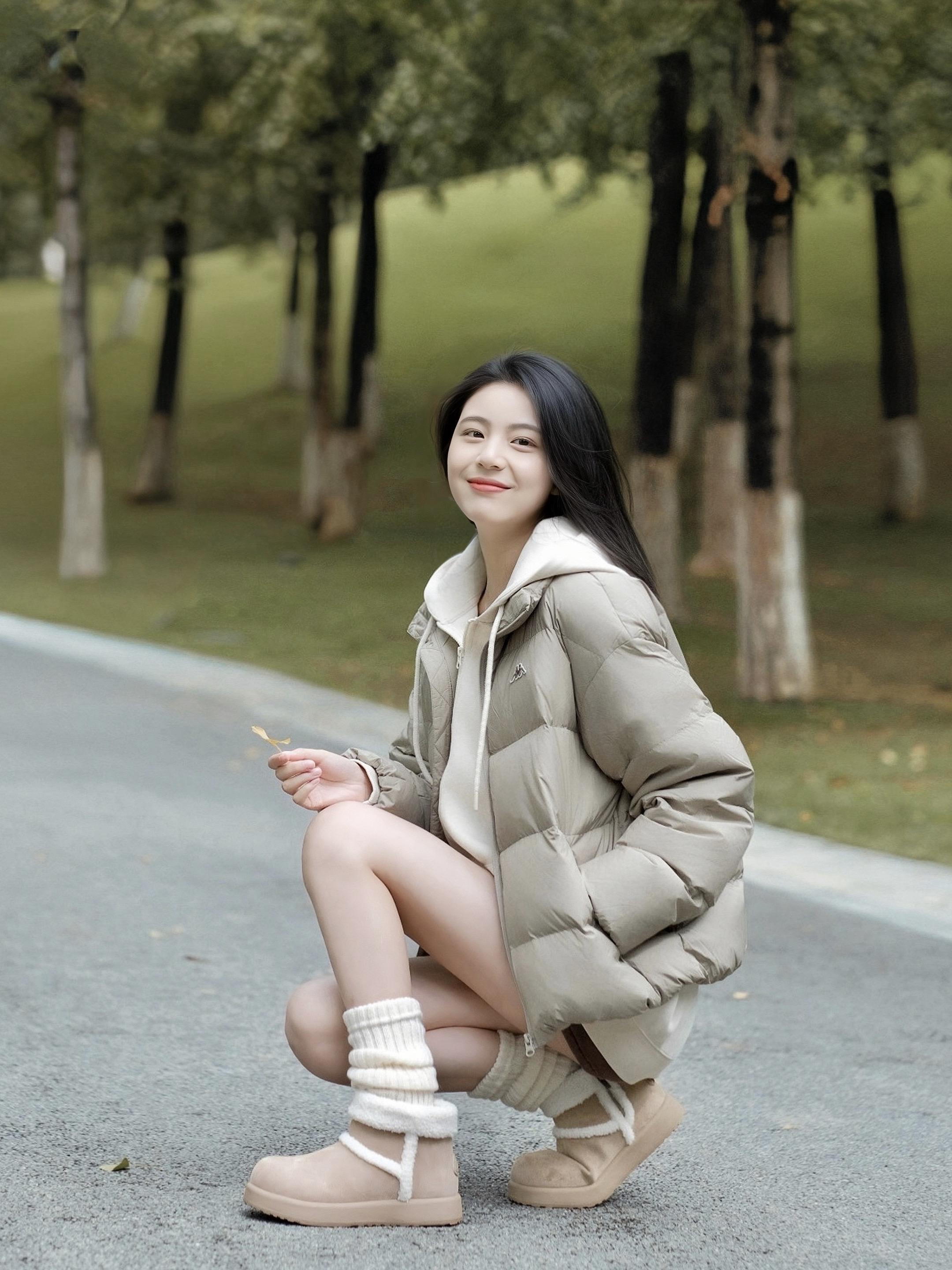 秋天怎么能不拍银杏呢。