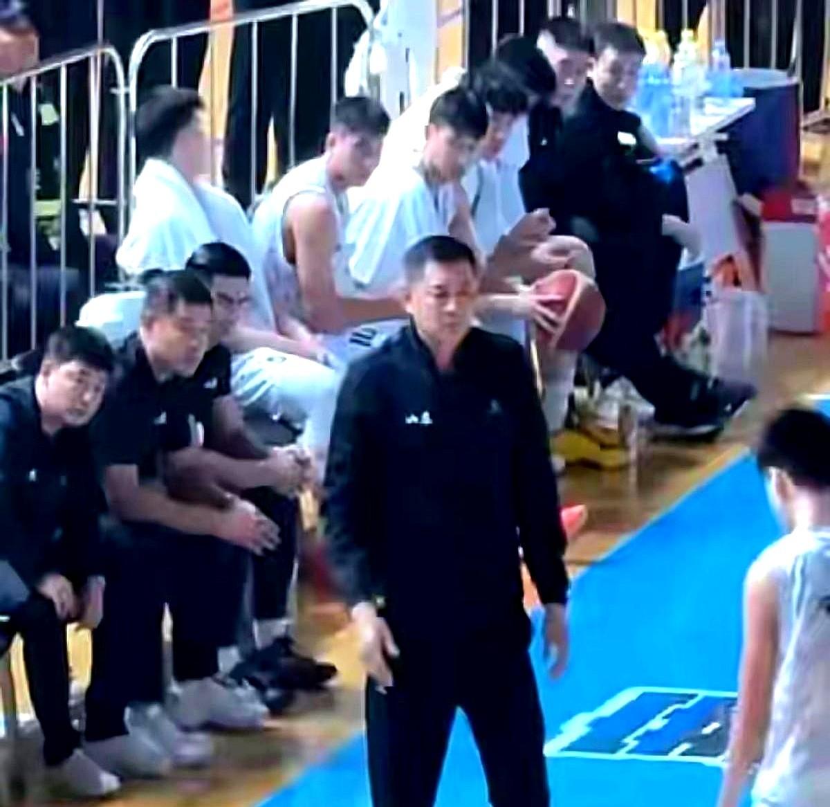 山东U22今晚第一次

能把全胜打成险胜，说明小伙子们心里开始长牙。

段昂君2