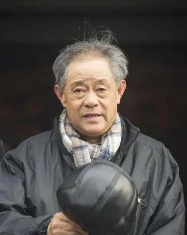 南京博物院这事。
估计都被同行骂死了！

文博圈里有些事。
本来大家心照不宣。