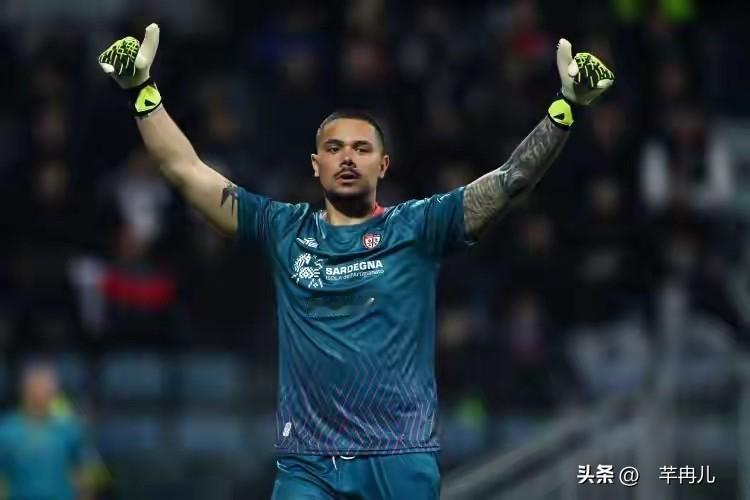 接班人！国际米兰的瑞士门将36岁的索默本赛季状态有所下滑（特别是在意大利国家德比