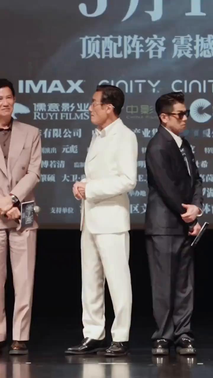 来完成一张大合影好不好？