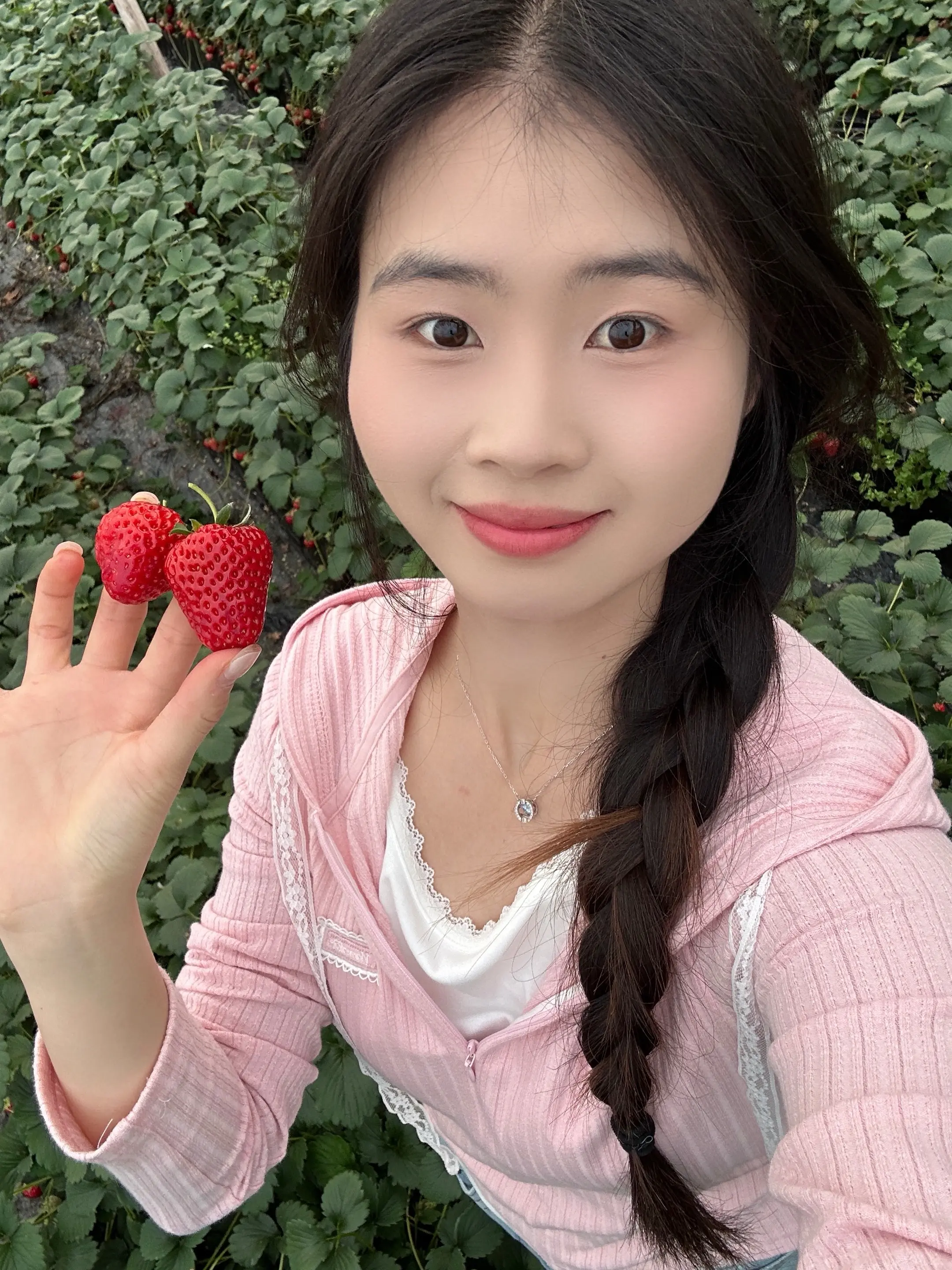 好追的女孩都有对象了，会追女孩的也有对象了，剩下一群不会追女生的男生...