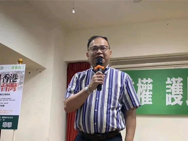 【“靠背哥”王义川最近向于北辰学数学了？1400毫米就是14公尺[捂脸]】很多人