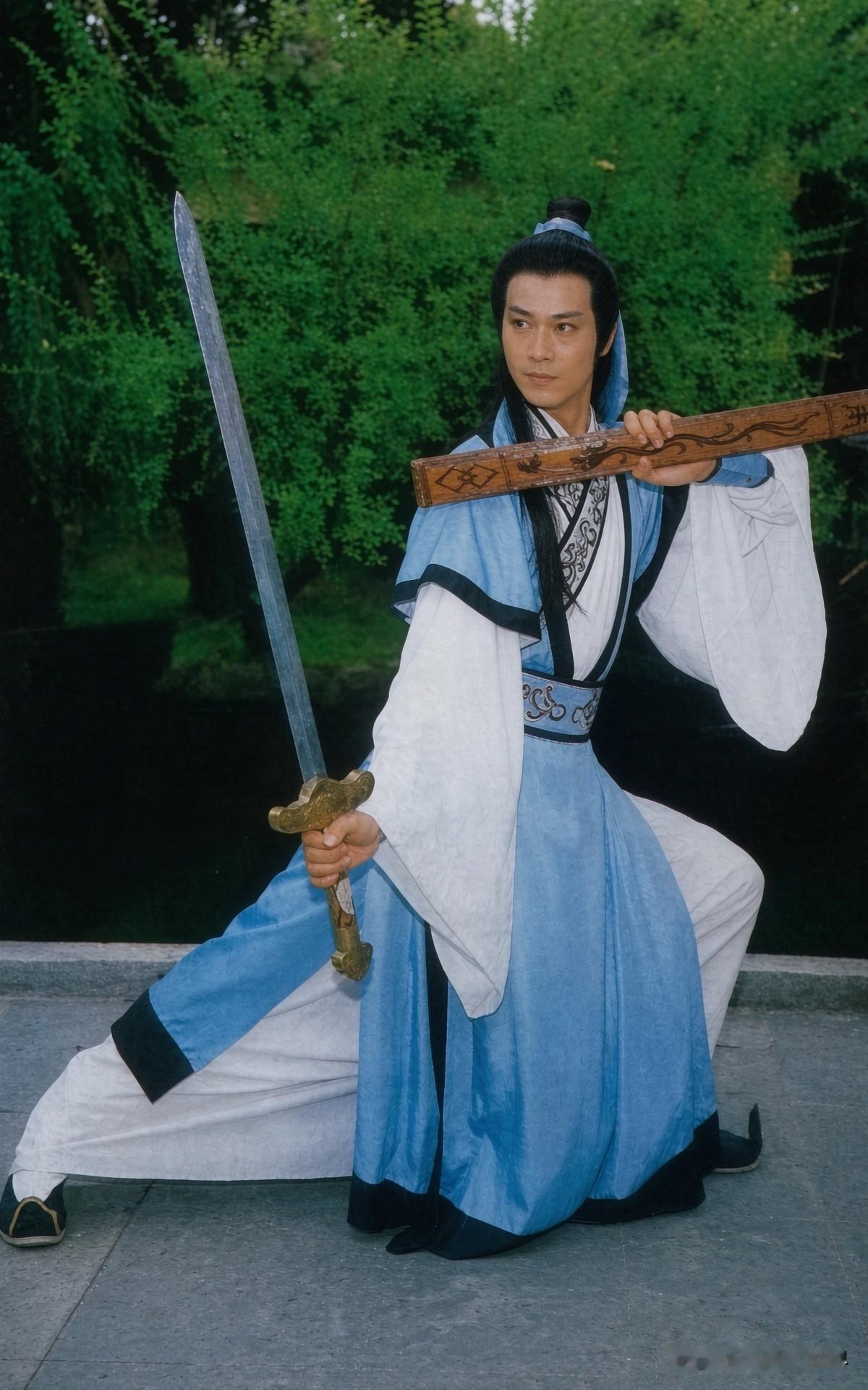 郑少秋