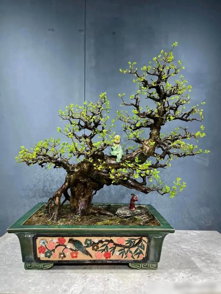 74年的我，今年52岁，说说我现在的基本情况。

每月到手7200元，身上有家庭