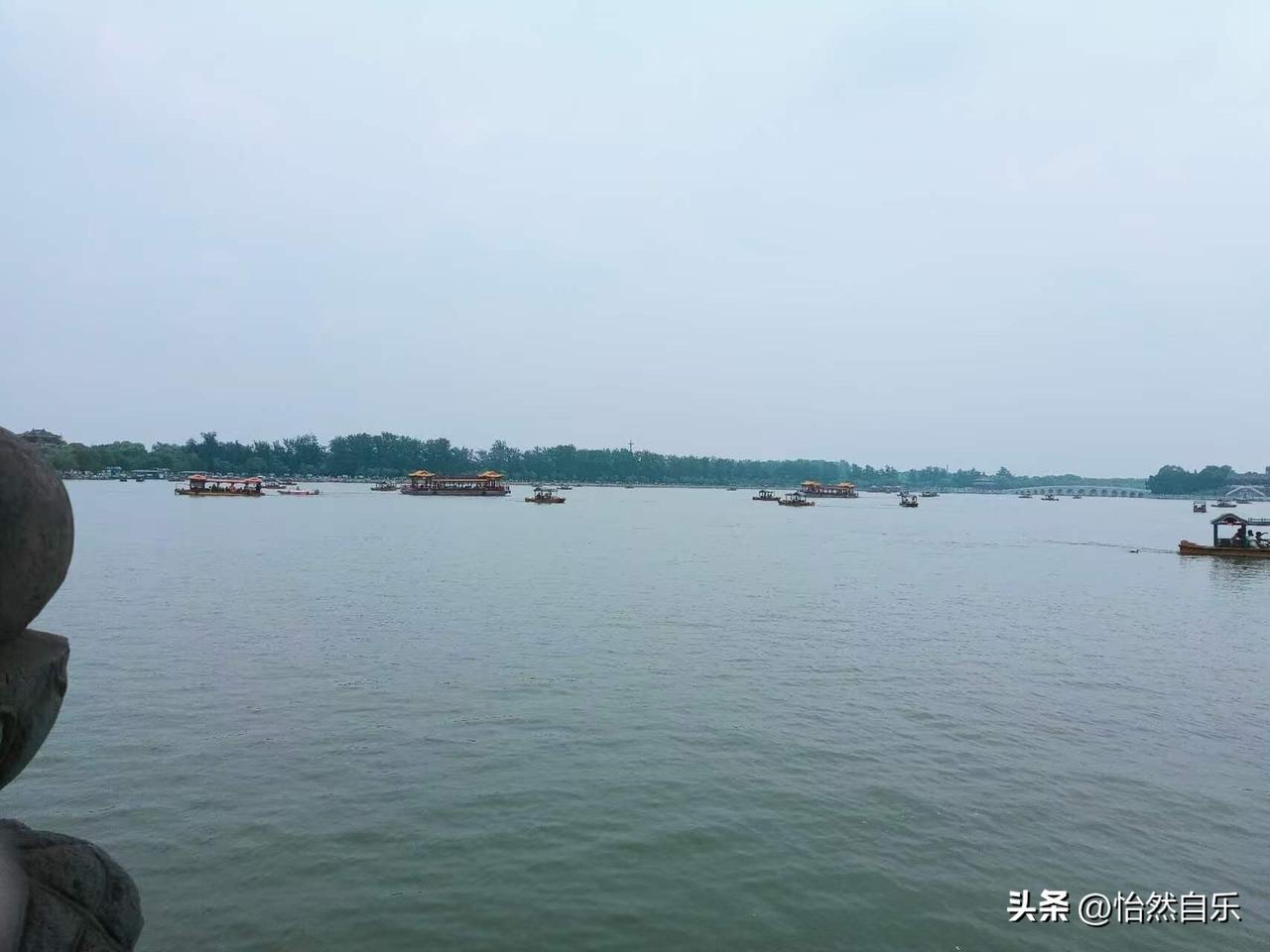 可以分享一张你拍的天空美照吗水里的天依然美如画