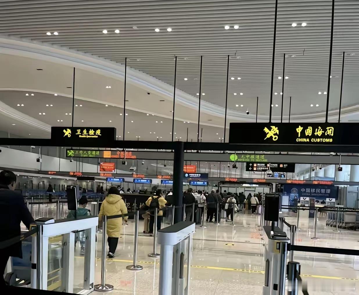 看了美国斩杀线后，困扰我多年的疑惑解开了。以前不明白美国的流浪汉为何那么牛，都会