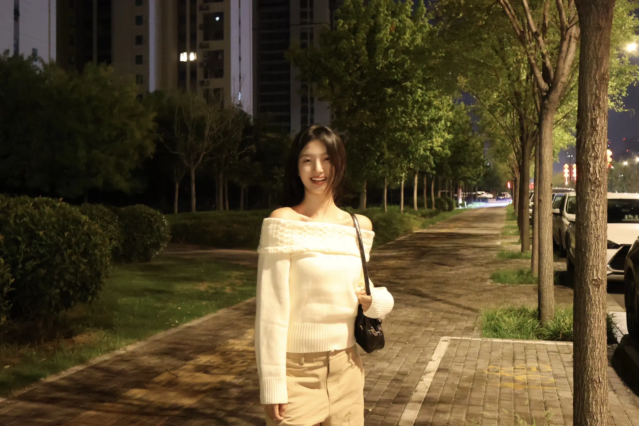 把你藏在心头 每天每夜想你