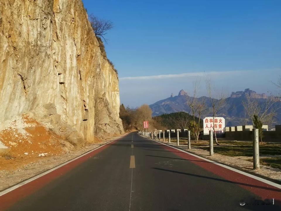 2005年河北省确定了第一批22个扩权县，20年过去了没看到哪一个扩权县有什么实